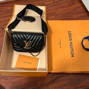 Louis vuitton new wave multi-pochette